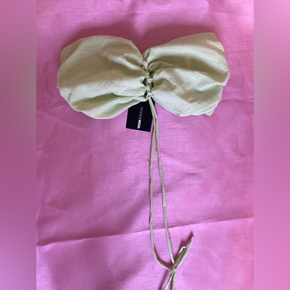 Fashion nova stringy crop | Summer Quality.